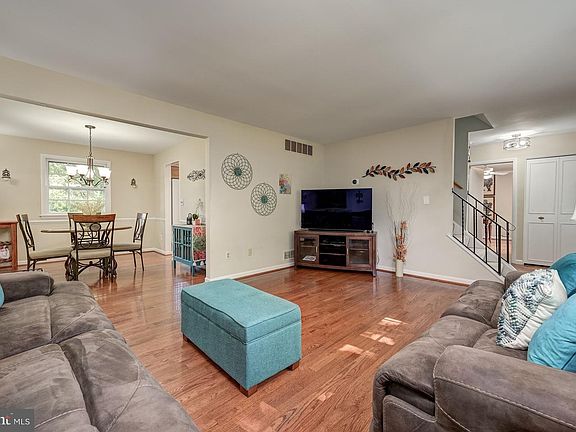 2nd image of 5066 Summer Day Ln