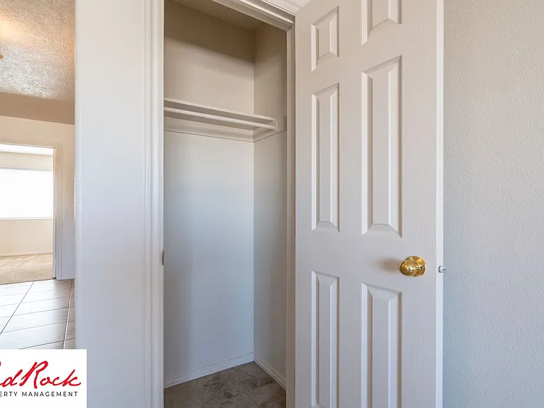 Fourplex - 620 W Evans Ridge — Photo 79
