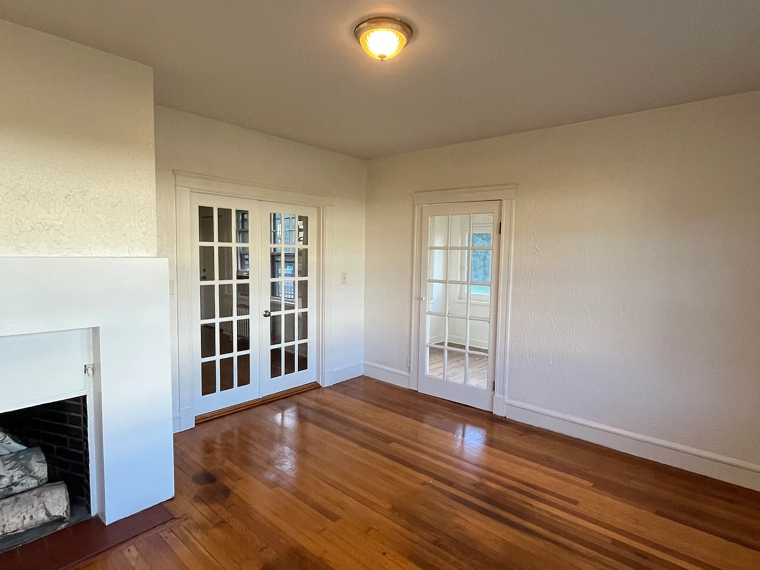 1 bed, 1000 sqft, $2,000 — Photo 4