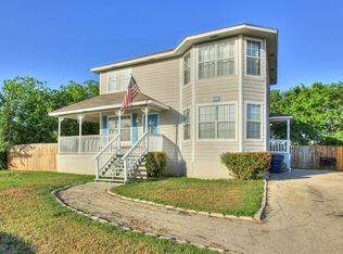 106 Beck St, Florence, TX 76527