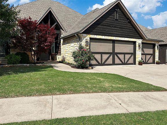 2nd image of 16749 Little Leaf Ct