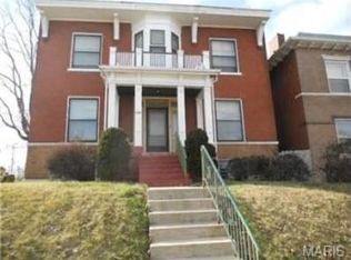4200 W Page Blvd, Saint Louis, MO 63113
