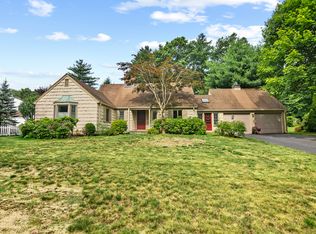 108 Brookside Dr, West Hartford, CT 06107