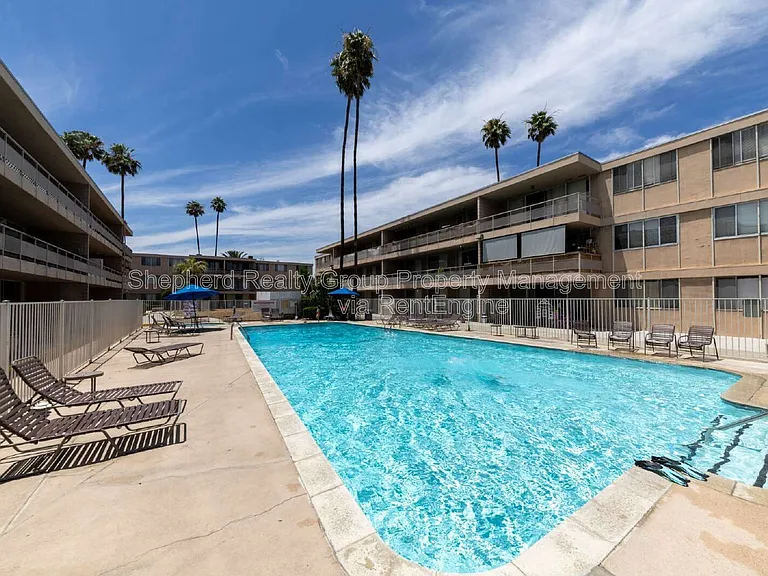 6979 Palm Ct #109-B — Photo 24