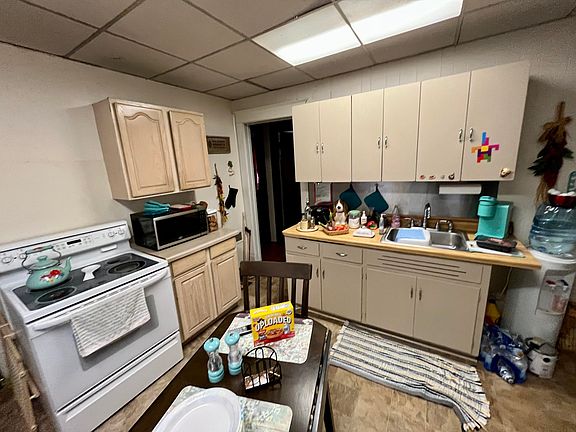 2nd image of 962 N 37th St #964