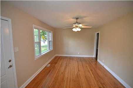 3rd image of 5144 Sterrett St