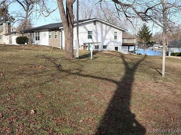 4th image of 30293 Autumn Rd