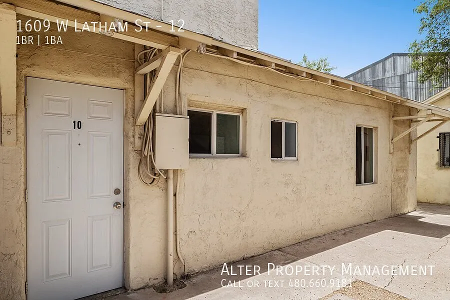 Building Photo - 1609 W Latham St #12