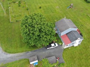 398 Oak Grove Rd, Kingwood Twp, NJ 08825