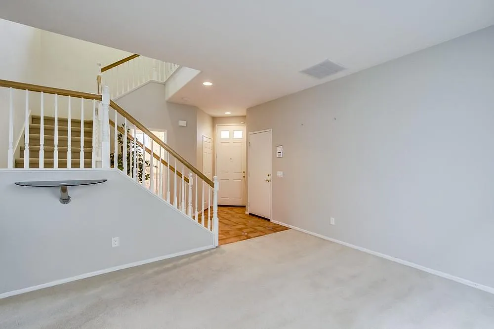 11779 Westview Pkwy — Photo 1