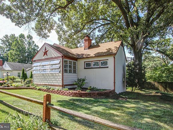 4th image of 4709 Garrett Ave