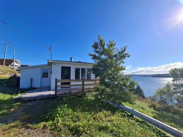1 Hillside Avenue, Port Saunders, NL A0k4H0