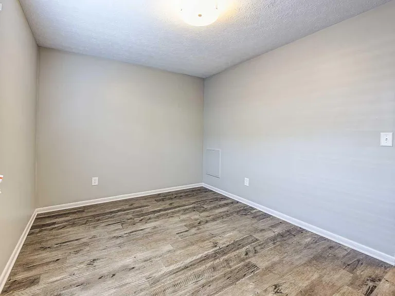 Large Bedrooms with Upgraded Flooring and Ample Closet Space!