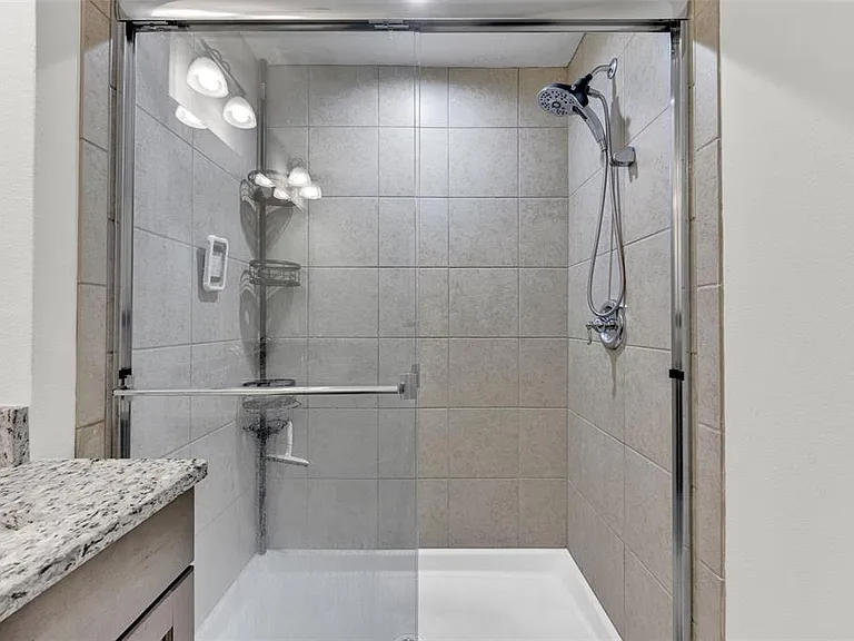6321 Tillandsia Pl — Photo 23