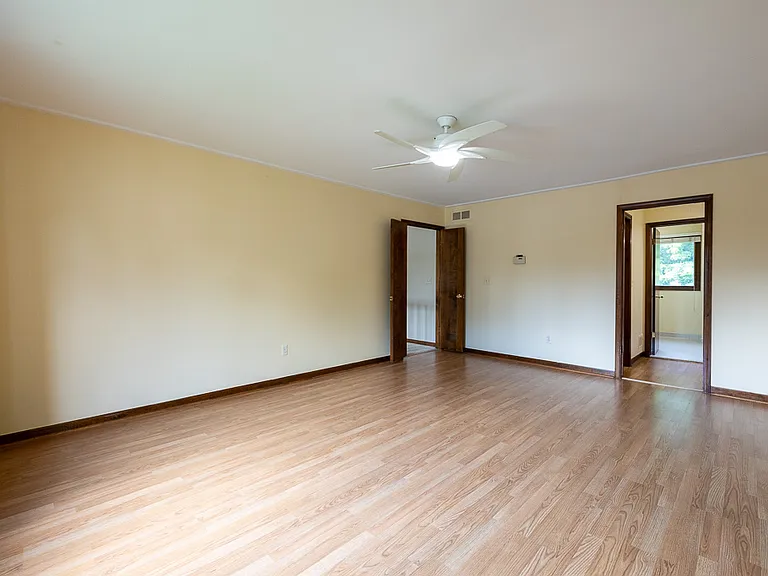 6275 Fairbrook Ct — Photo 21