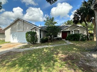 308 Buttonwood Dr, Lake Mary, FL 32746