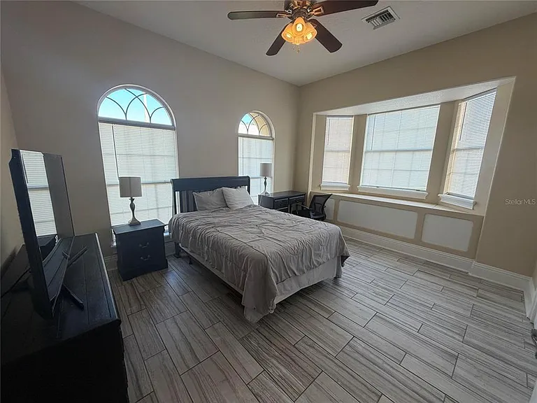 2120 Bunker View Ct — Photo 53