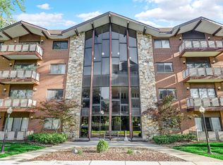 2311 183rd St APT 302, Homewood, IL 60430