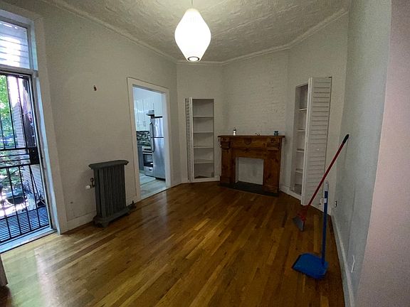 4th image of 88 Clinton Ave #D1