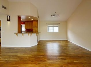 2515 Rockefeller Ln #B, Redondo Beach, CA 90278