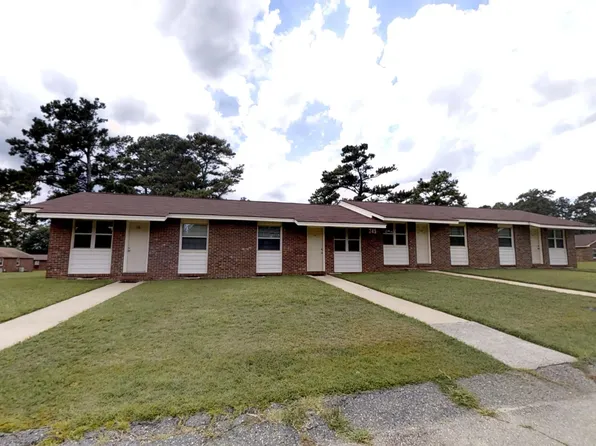 362 Crabapple Cir #92, Fayetteville, NC 28303