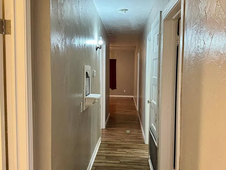 1197 FM 697 — Photo 30