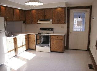 117 2nd St, Leominster, MA 01453