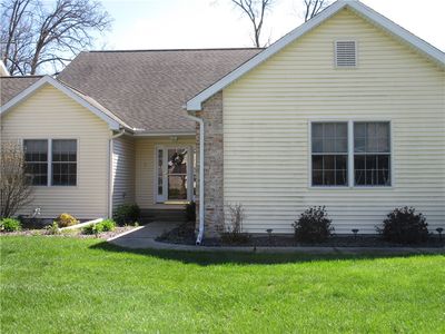 357 Beyers Lake Est, Pana, IL, 62557