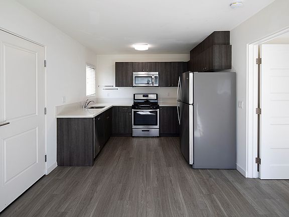 3rd image of 5163 Long Branch Ave APT 3
