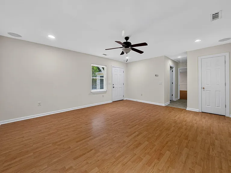 105 Trinity Woods Dr — Photo 26