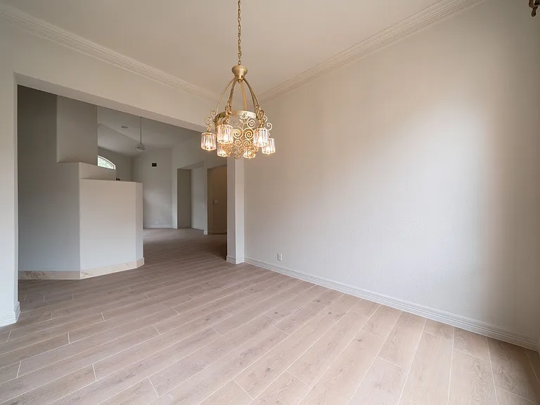 7523 Steeple Dr — Photo 15