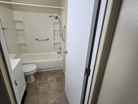 3rd image of 48 Gabriel St #1B