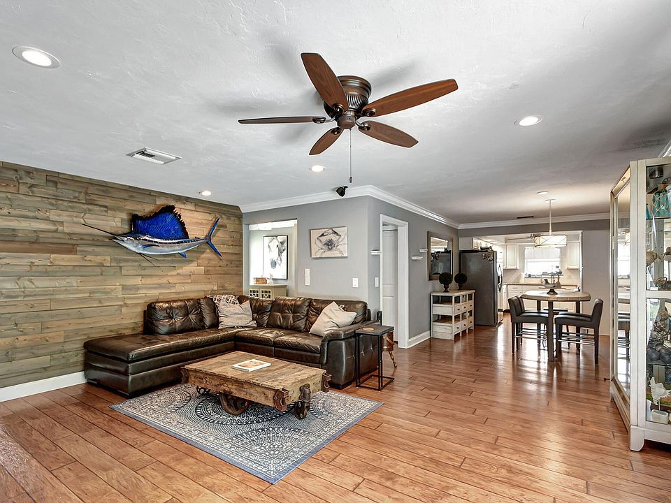 1st image of 1341 SW 27th Avenue