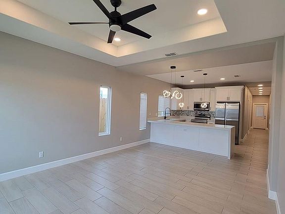 3rd image of 3215 Villa Rosa Dr #A