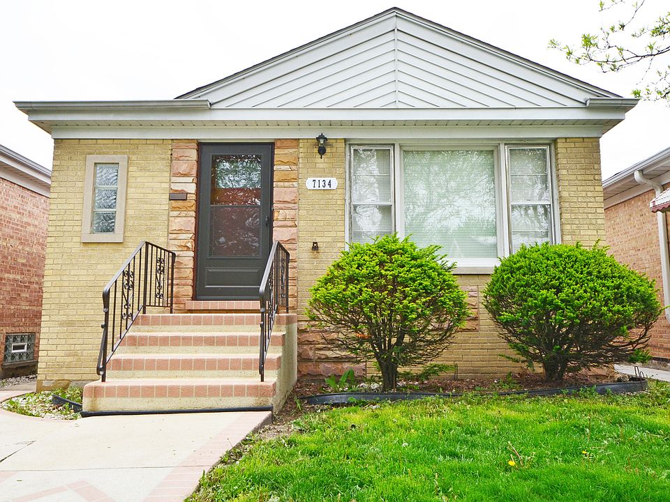 1st image of 7134 W Summerdale Ave