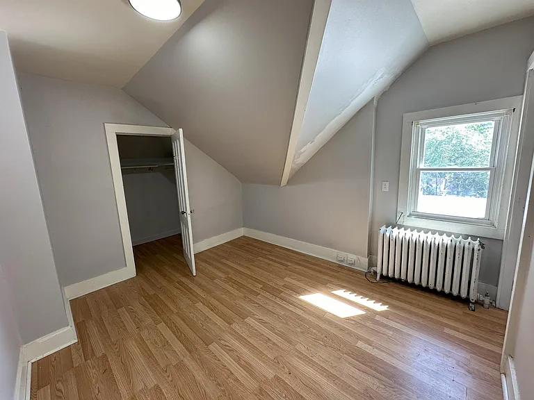 644 Madison Ave — Photo 9