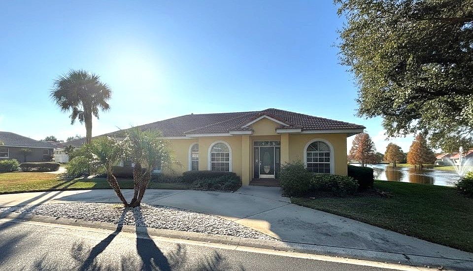 1st image of 205 Lake Region Blvd S