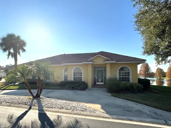 205 Lake Region Blvd S, Winter Haven, FL 33881