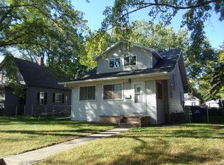 924 E 4th Ave, Mitchell, SD 57301