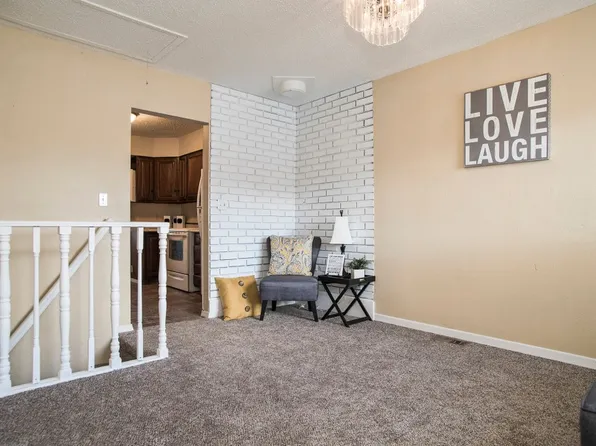 719 7th Ave, Belle Fourche, SD 57717