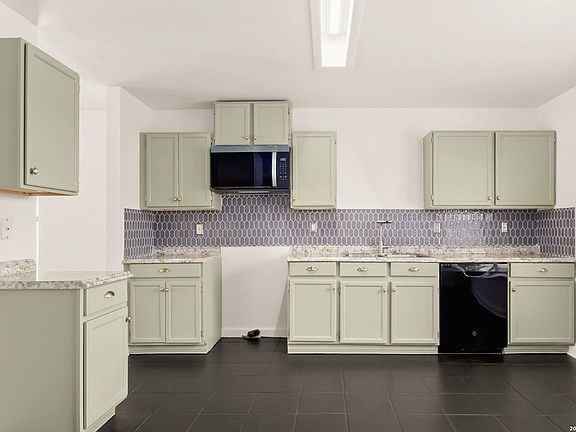 4th image of 6823 Cypress Mist Dr