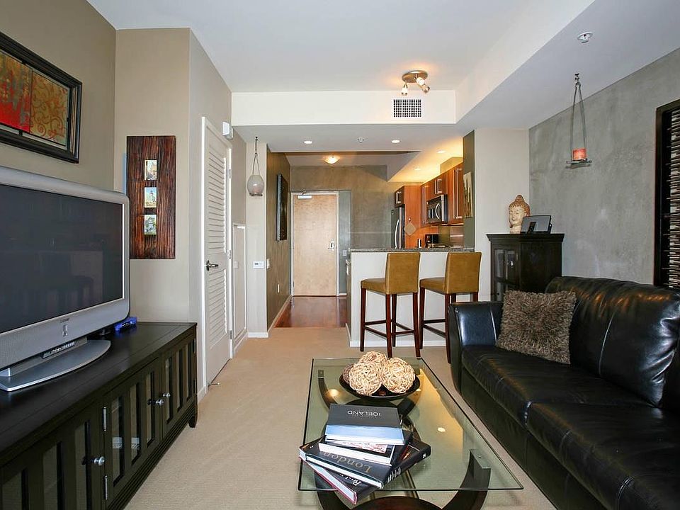 1st image of 321 10th Ave #Icon