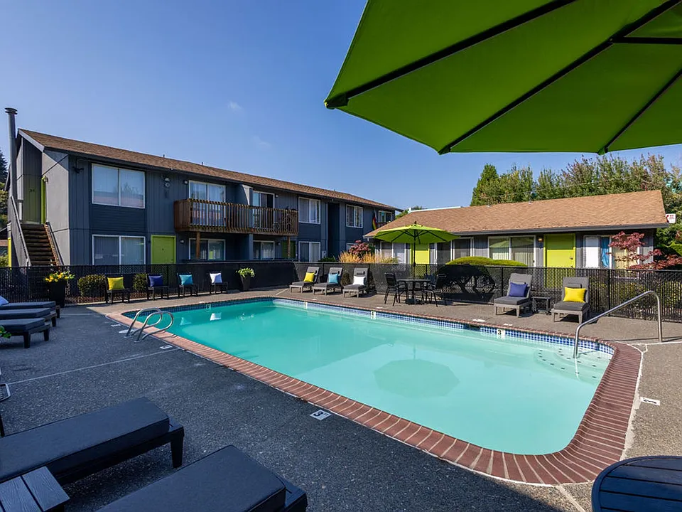 Moreland Place Apartments