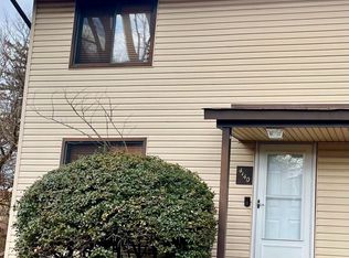 4140 Meadowland Ct UNIT 68, Chantilly, VA 20151