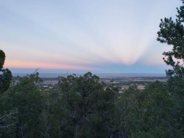 84 Sandia Mountain Ranch Dr, Tijeras, NM 87059