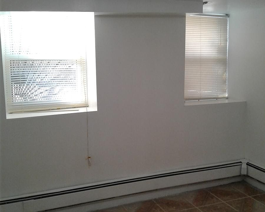 1st image of 114 S 12th Ave #1