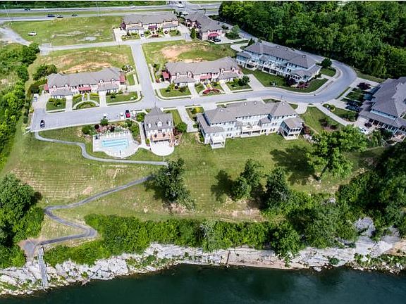 4th image of 266 Westshore Pt