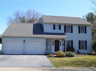 3193 Sequoia Dr, Macungie, PA 18062