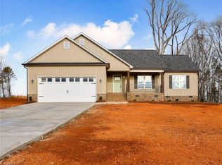 191 Snapdragon Pl, Lexington, NC 27295