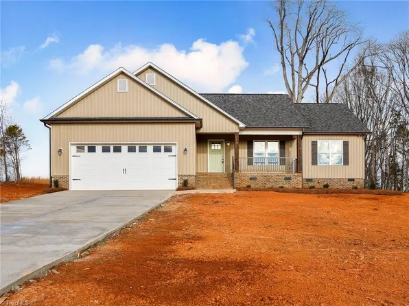 191 Snapdragon Pl, Lexington, NC 27295
